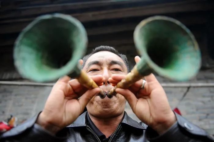 明代以后,大竹境内出现许多竹唢呐鼓乐队,人们称这些人为"吹鼓手".