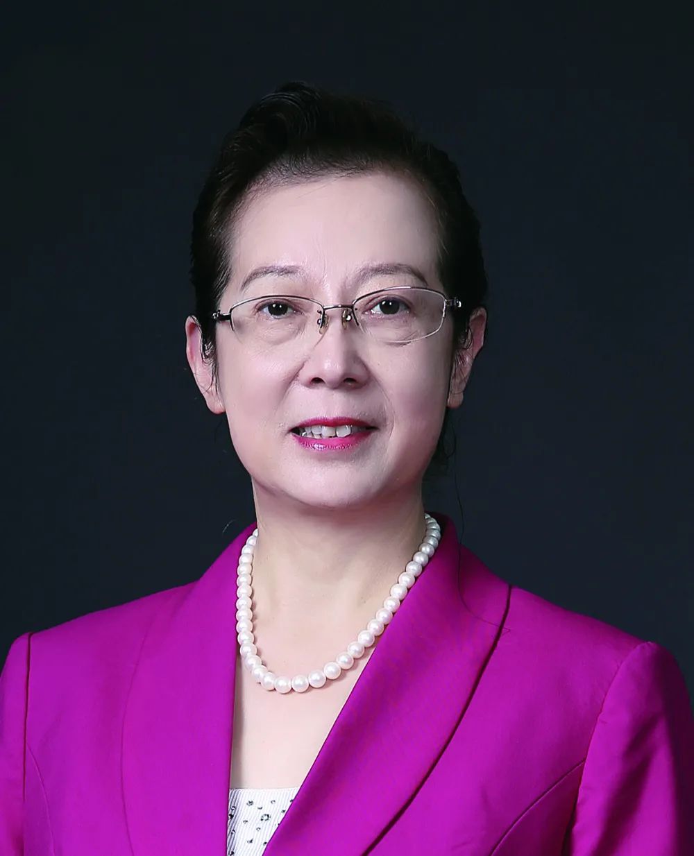 上海奉贤西安艾尔菲生物科技有限公司董事长 演讲主题:建设中国特色