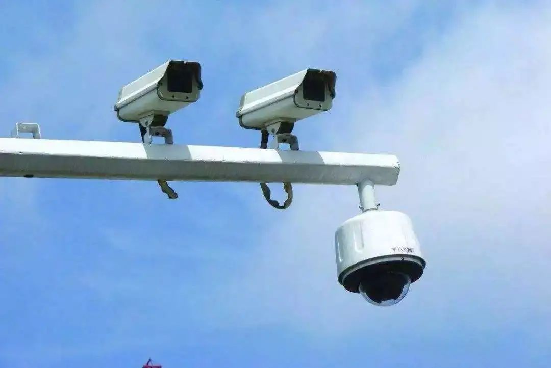 关于启用固定式交通技术监控设备违法行为执法取证设备的公告_澎湃号