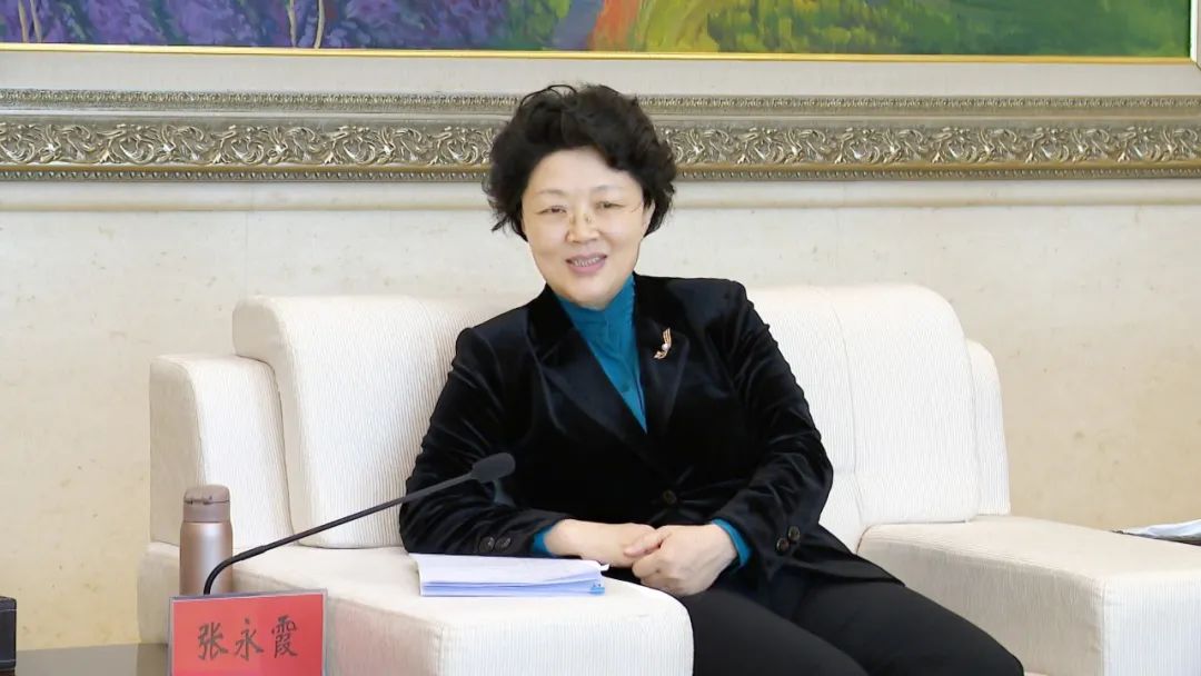 张永霞简要介绍了我市经济社会发展新成就,新变化,对荣志远在金昌工作