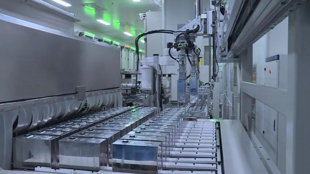 动力电池生产基地 266.jpg