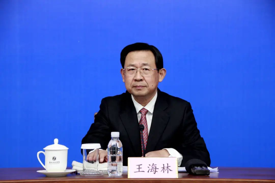 王海林答:2018年10月,淮河生态经济带上升为国家战略.