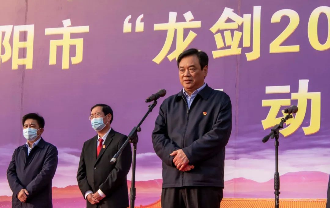 濮阳:"龙剑"出"鞘"!