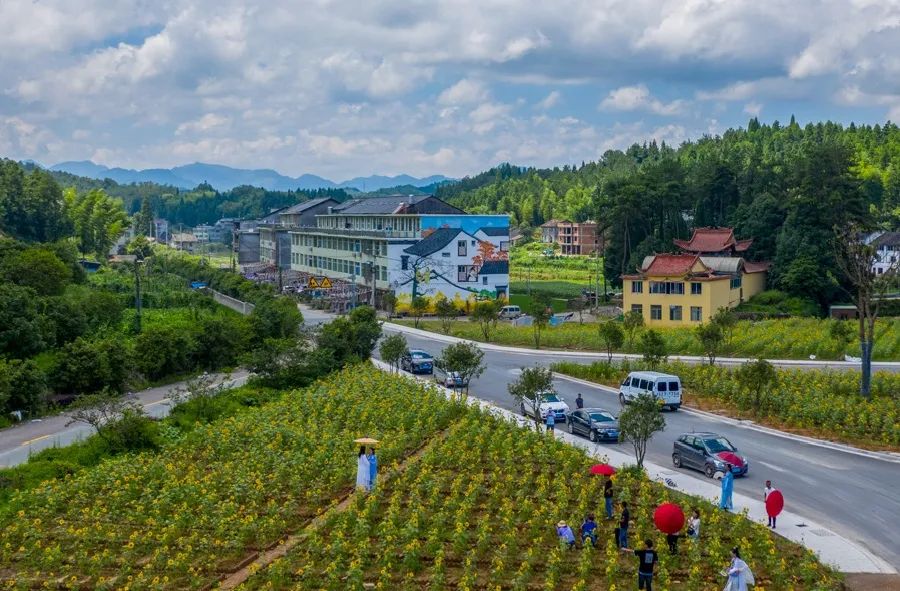 无需门票文成这些古村落美了千百年等你打卡