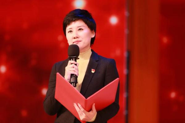 《我为消防代言》 天津广播电视台新闻主播,全国金话筒奖获得者 海瑛