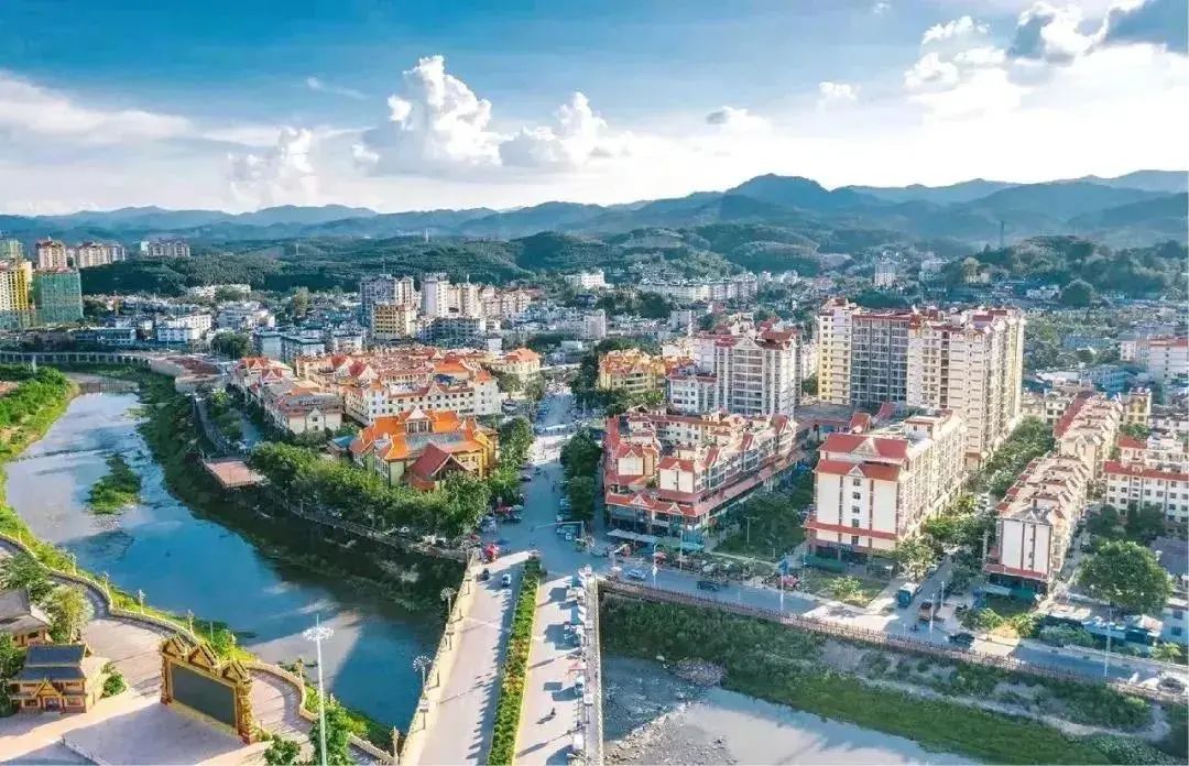 一线动态勐腊县参评云南美丽县城一起为它打call吧