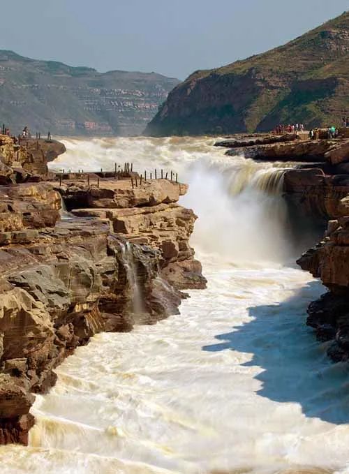 壶口瀑布(梁衡)