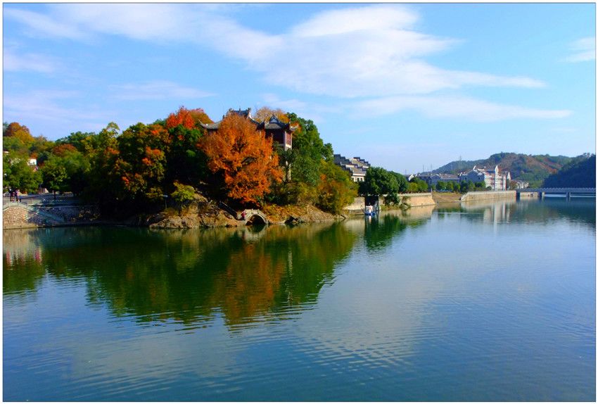 溪口古鎮>浙江佛學院>木家灣村>雪竇寺>商量崗景區>三十六灣村>徐鳧巖