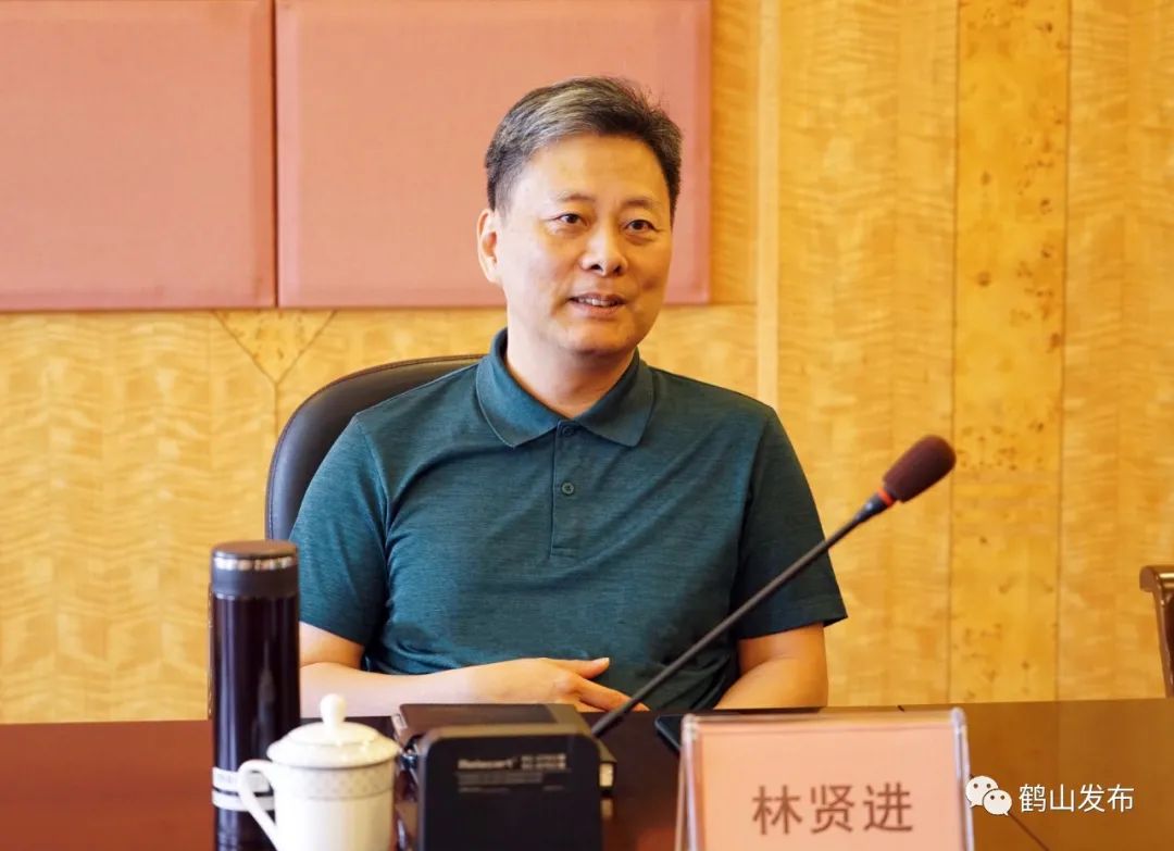 林贤进全力以赴打赢污染防治攻坚战和蓝天保卫战