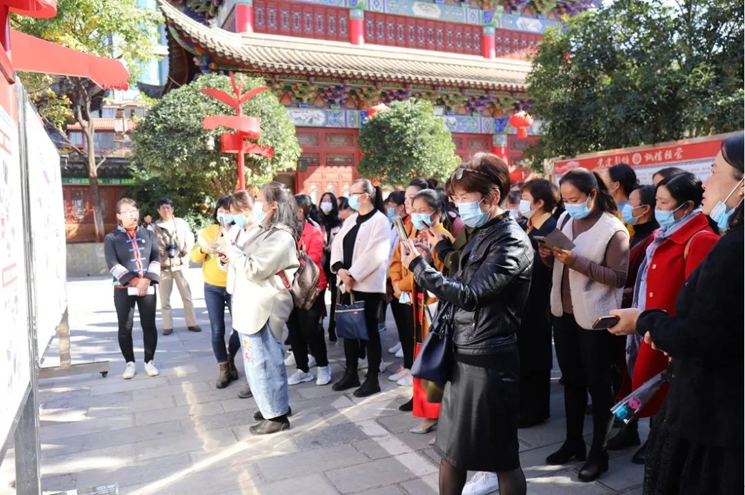 云南省“两新”组织妇联组织当真人培训班在昆明成功进行