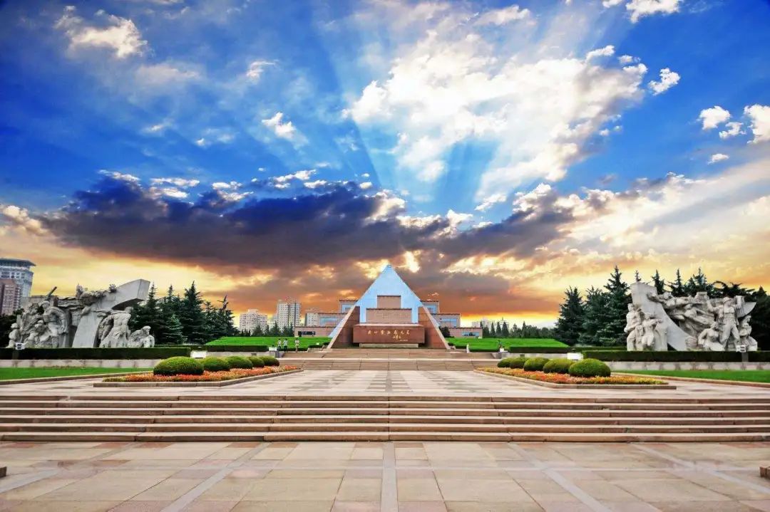 全国爱国主义教育示范基地,全国红色旅游经典景区,这里原为国民党淞沪