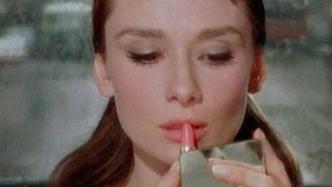 中國彩妝一條街，完美日記是“國貨之光”嗎？