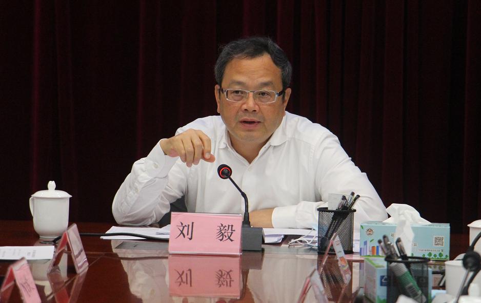 刘毅主持召开重点项目挂图作战会议强调以解决问题为导向全力加快推进