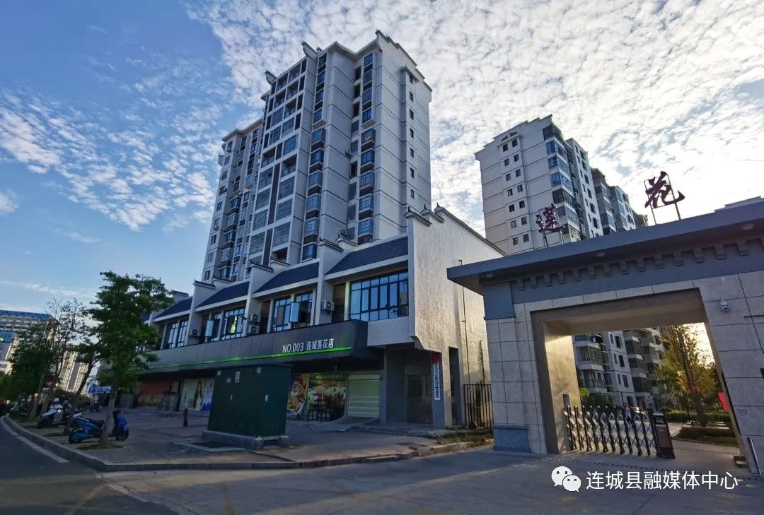 近年来,连城县委,县政府全力推进省级文明县城创建,不断完善城市基础