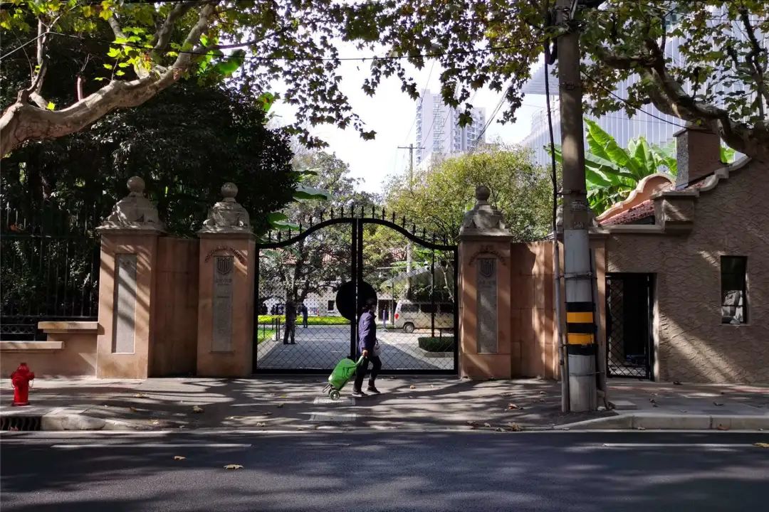 上生新所在番禺路新开了一个出入口