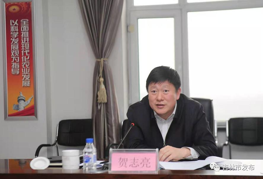 贺志亮到龙潭区宣讲党的十九届五中全会精神深入贯彻全会精神加快推动