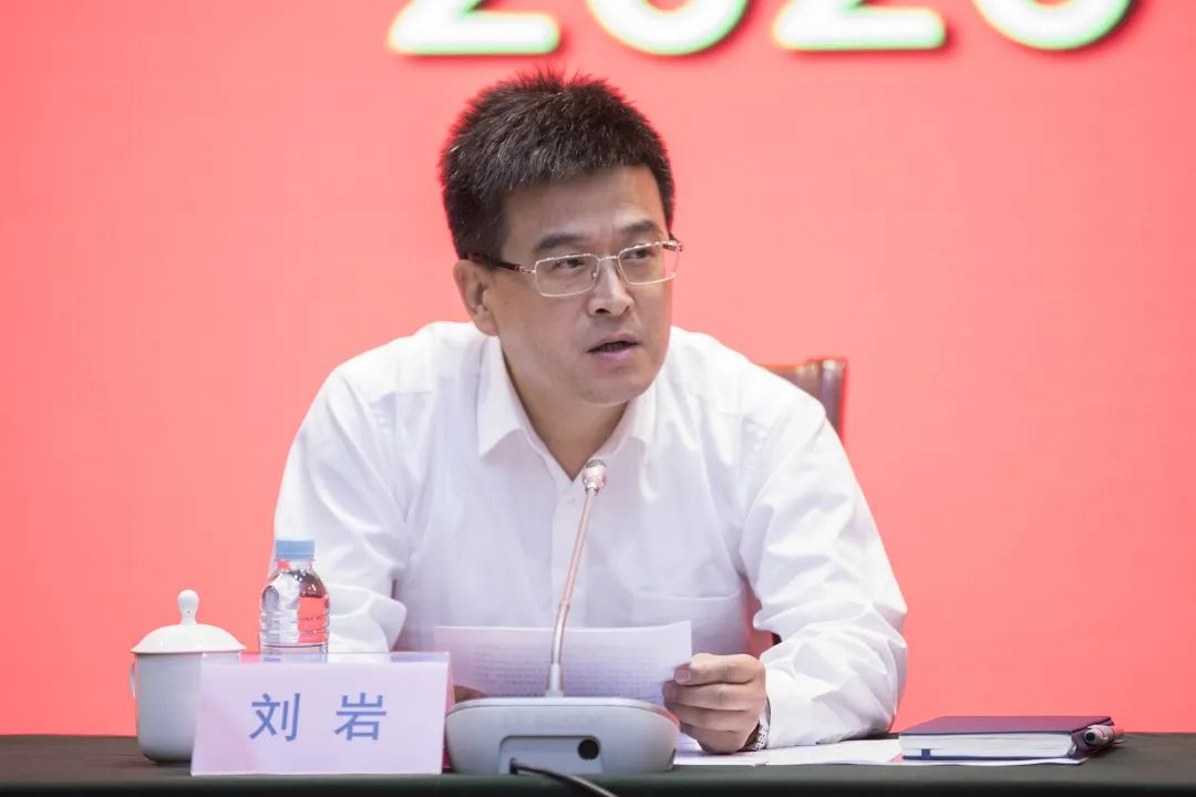 市科技系统党委中心组党的十九届五中全会精神联组学习扩大会举行