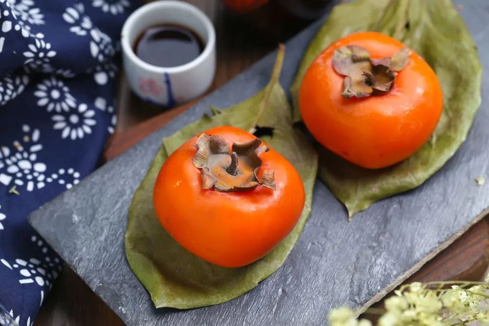 柿柿如意 冬天的第一口柿子 湃客 澎湃新闻 The Paper