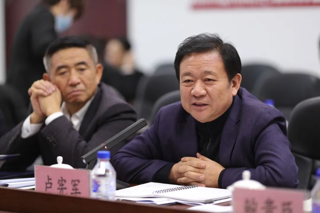 省人大代表卢宪军,赵国宏说,四平中院连续四年开展法企共建活动,给