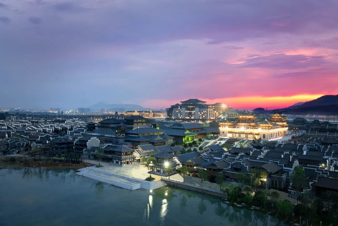 靖港古鎮近年來,望城把文化旅遊業確立為戰略性支柱產業,堅持走全域