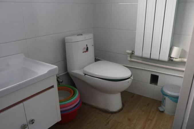 小厕所大民生这个乡超额完成农村改厕任务