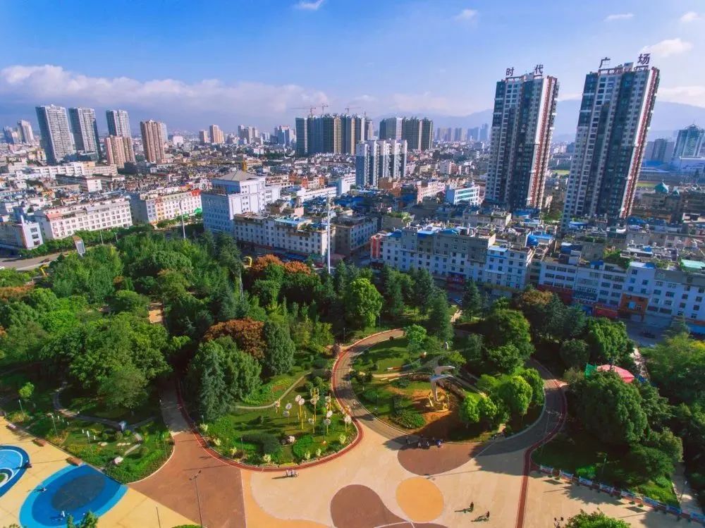 十三五我们这样走过新型城镇化建设破浪前行