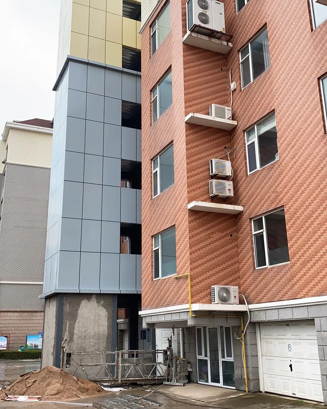 紫锦花园16#楼1单元